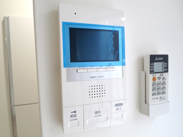 キングハウス東小岩のセキュリティ|TV付きインターホン完備で安心です♪