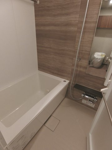 ラティエラ武蔵小杉の浴室|他のお部屋の参考写真となります。