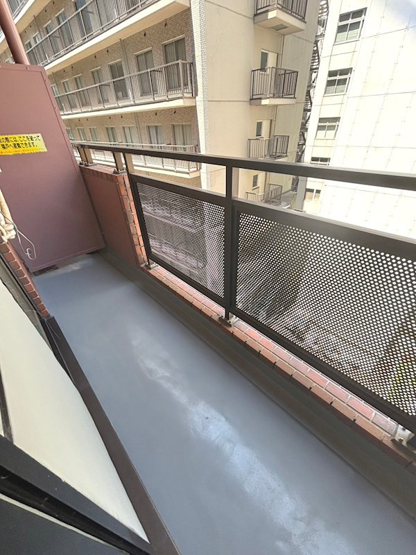 千代田区五番町の事務所のバルコニー