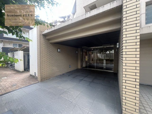 サンヴェール大阪城公園のエントランス