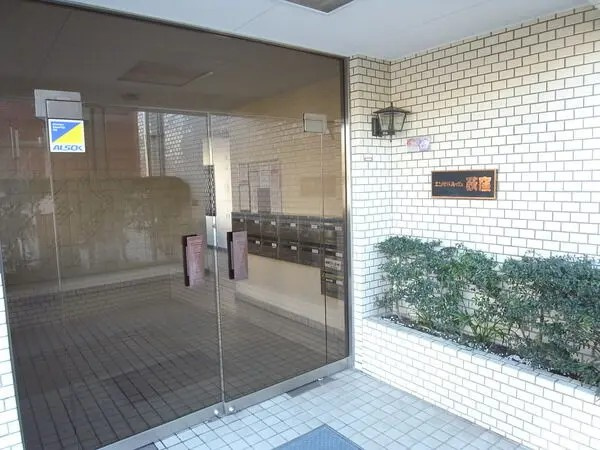 エンゼルハイム荻窪のエントランス|エンゼルハイム荻窪：「三鷹台」駅徒歩１３分！