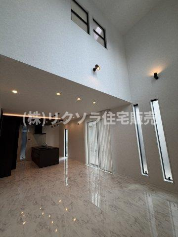 河北西町　中古一戸建てのキッチン|LDK 19.0帖
■物件内覧・資金計画相談・住宅ローン相談、リフォーム相談、お問合せ受付中■
※当日・翌日のご内覧、ご相談はお電話でのお問合せがスムーズです！