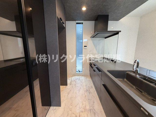 河北西町　中古一戸建てのキッチン|LDK 19.0帖
■物件内覧・資金計画相談・住宅ローン相談、リフォーム相談、お問合せ受付中■
※当日・翌日のご内覧、ご相談はお電話でのお問合せがスムーズです！
