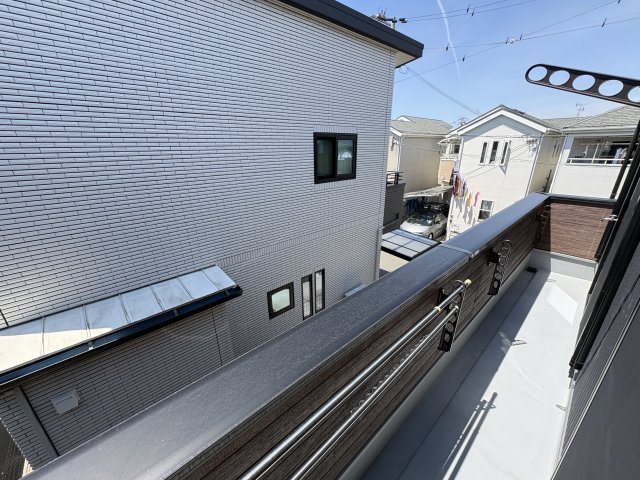 河北西町　中古一戸建てのバルコニー|■物件内覧・資金計画相談・住宅ローン相談、リフォーム相談、お問合せ受付中■
※当日・翌日のご内覧、ご相談はお電話でのお問合せがスムーズです！