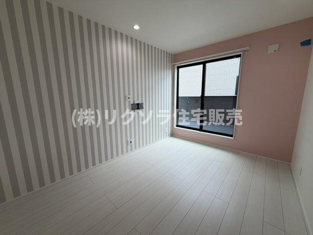 河北西町　中古一戸建ての子供部屋|洋室6.0帖
■物件内覧・資金計画相談・住宅ローン相談、リフォーム相談、お問合せ受付中■
※当日・翌日のご内覧、ご相談はお電話でのお問合せがスムーズです！