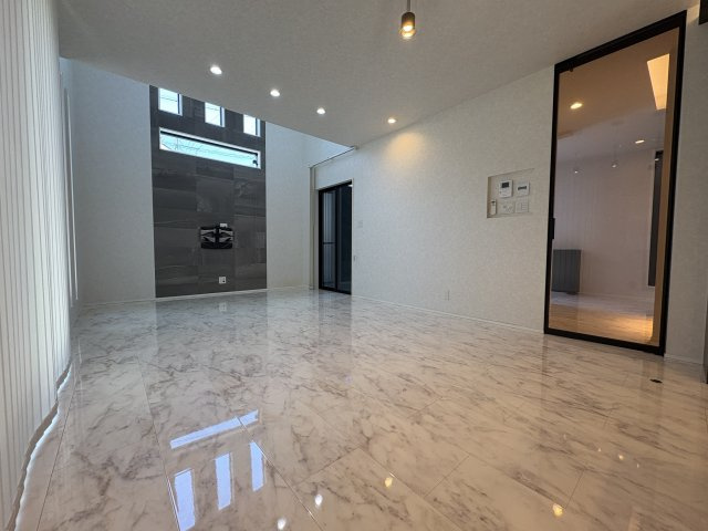河北西町　中古一戸建てのダイニング|LDK19.0帖
■物件内覧・資金計画相談・住宅ローン相談、リフォーム相談、お問合せ受付中■
※当日・翌日のご内覧、ご相談はお電話でのお問合せがスムーズです！
