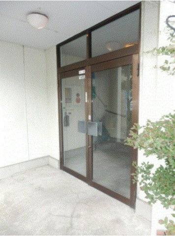 【エントランス】 | ぐるめらんビル