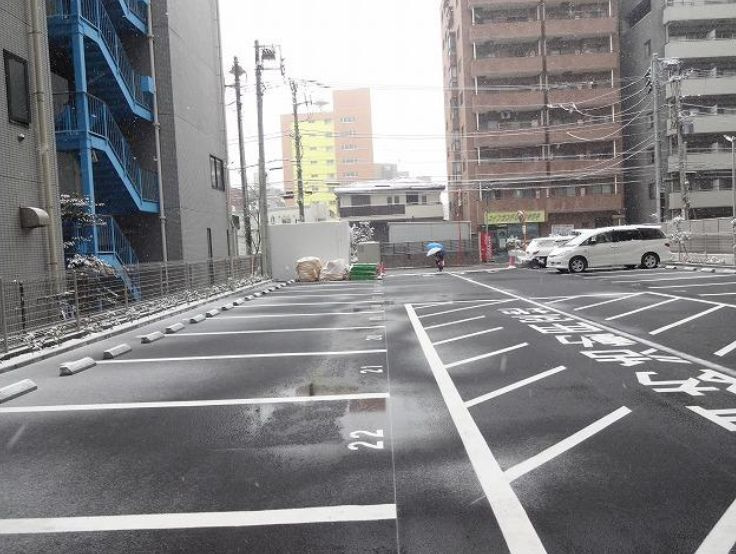 ウィステミラ西船橋の駐車場