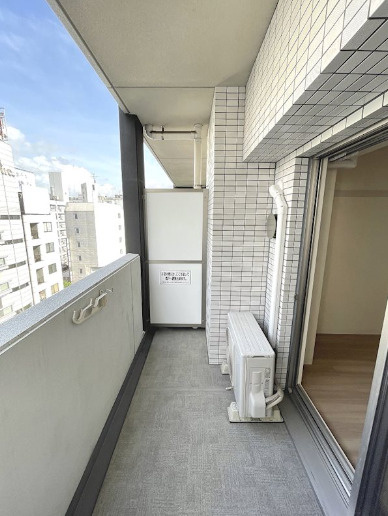 名古屋市中区錦３丁目の賃貸マンションのバルコニー