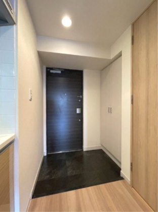 名古屋市中区錦３丁目の賃貸マンションの玄関
