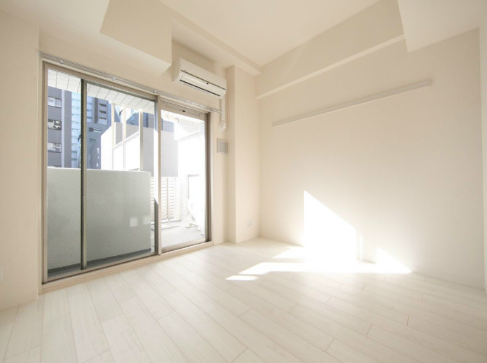 名古屋市中区錦３丁目の賃貸マンションの居間・リビング