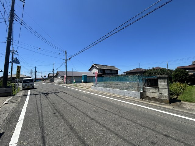 新築　伊勢崎市境町1期　1号棟の前面道路含む現地写真|東側接道幅員約7.1ｍ	