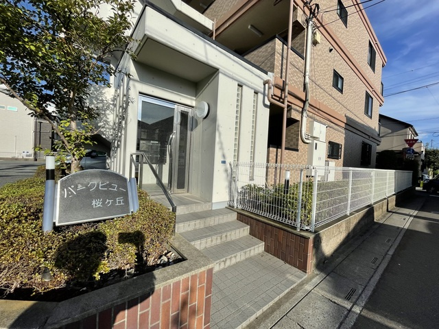 パークビュー桜ヶ丘のエントランス