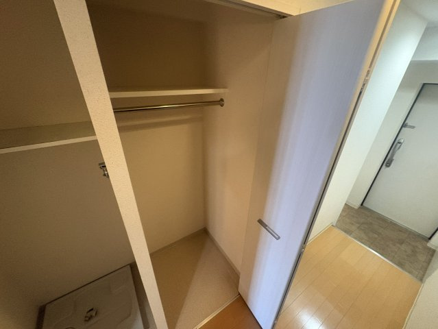 ルーエ江坂の収納