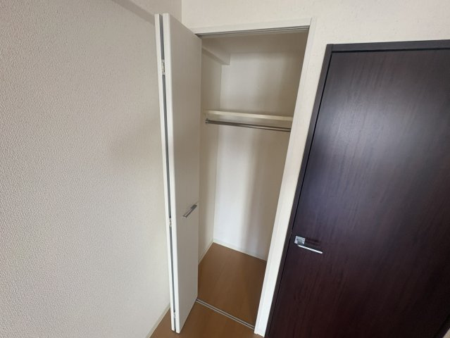 ルーエ江坂の収納