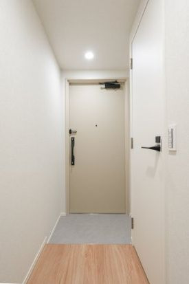 リビオメゾン大岡山の玄関
