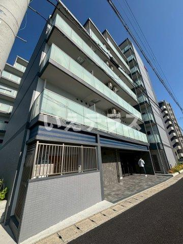 LIVIAZ KOBE LaMerの外観