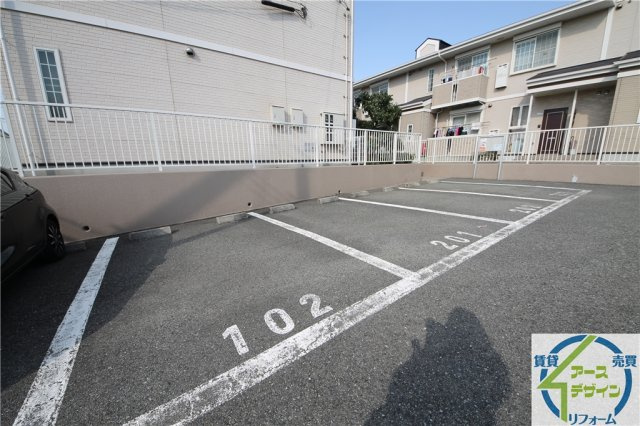 Ｃｉｅｌ　iの駐車場