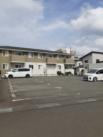 ブローテの駐車場