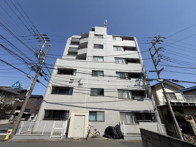 ジュネパレス千葉第２７の外観