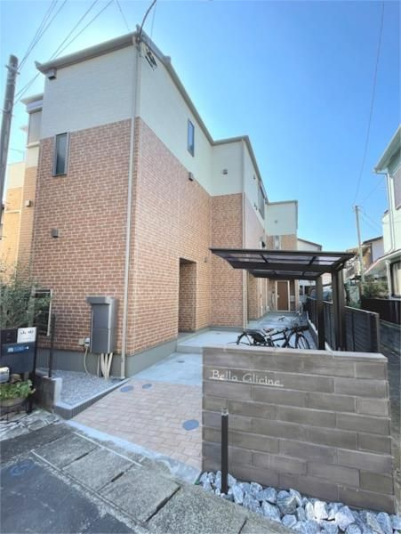 ベッラ　グリチネ