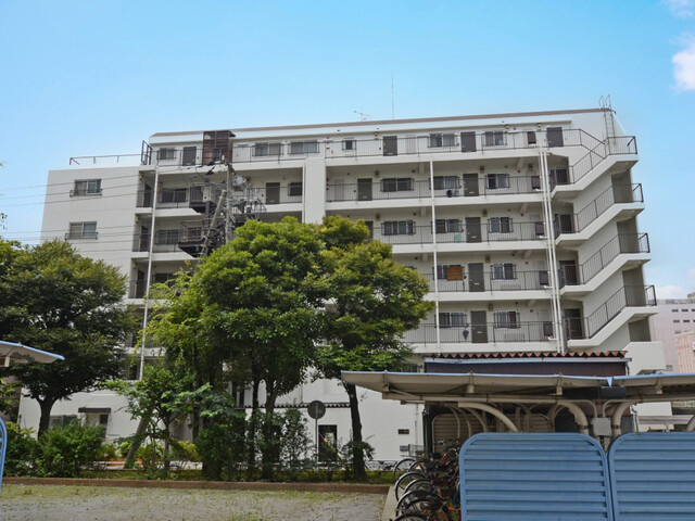 エンゼルハイム扇橋の外観|スーパーやコンビニ近く買物便利な耐震基準適合マンション、エンゼルハイム扇橋は即日現地案内可能となっておりますので、お気軽にお問い合わせください！