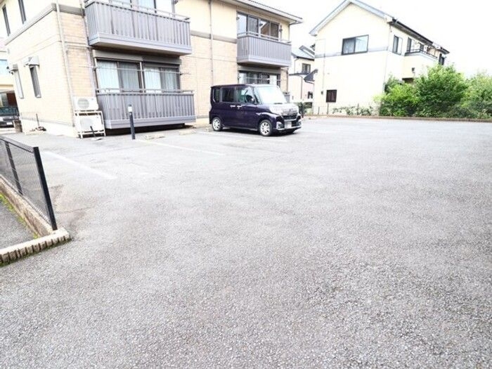 パークレジデンス　Ⅰ・Ⅱ Ⅰの駐車場
