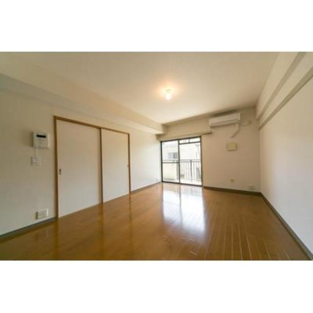 ヴェルデ武蔵野の居間・リビング|※写真は同タイプ住戸です。