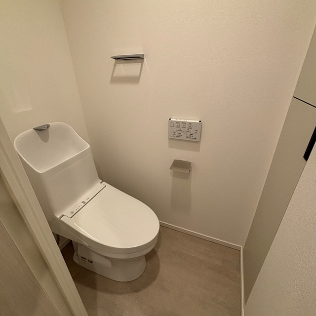 パークアクシス新宿西落合のトイレ|※写真は同タイプ住戸です。