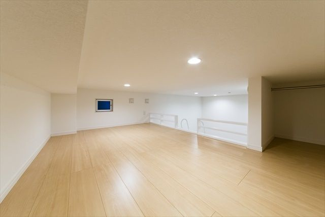 カスミ美原町の内装