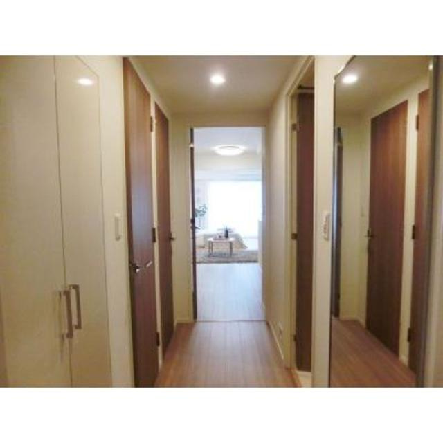パークアクシス東日本橋ステーションゲートの玄関|※写真は同タイプ住戸です。