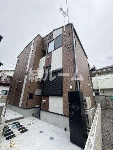 練馬区春日町２丁目のアパートの外観