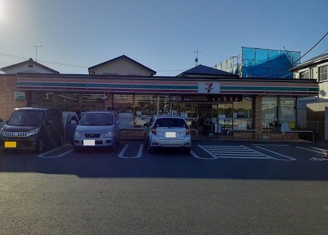セブン　戸田美女木８丁目店まで650m