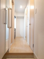 シンプルで使いやすい玄関です