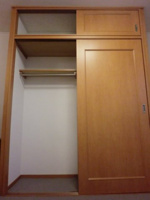 内装は落ち着いています