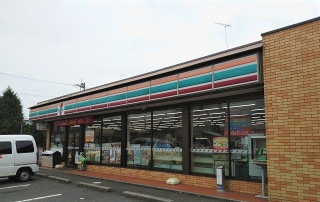 セブンイレブン本三里塚店まで750m