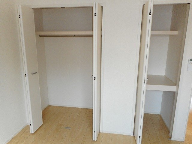 小物を収納するのに便利です