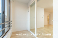 明るい色調の室内です