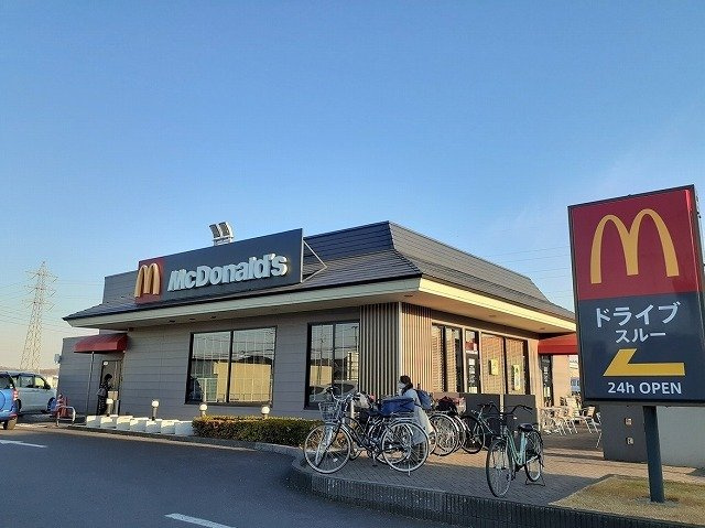 マクドナルド 所沢狭山街道入曽まで1100m