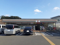 セブンイレブン 三芳上富店まで700m