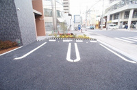 車をお持ちの方に嬉しい駐車場付きの物件です