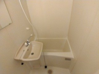 ゆったり過ごせるお風呂です