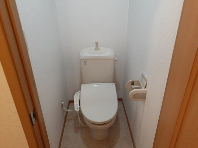 落ち着いたトイレです