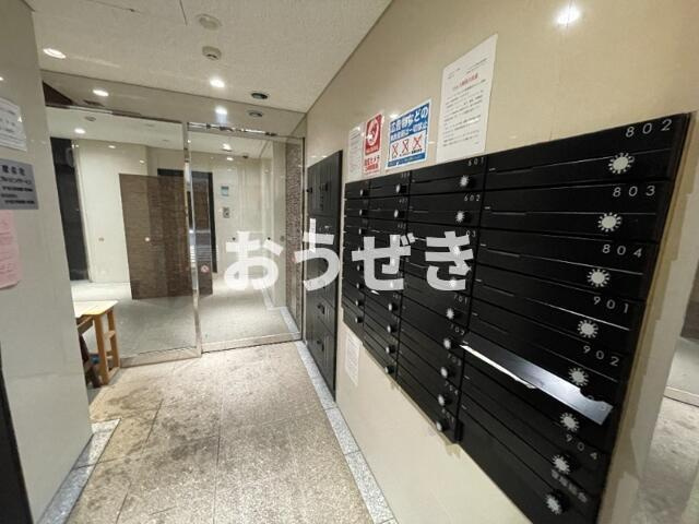 プレセダンヒルズ阪東橋のその他共用部分|メールコーナー