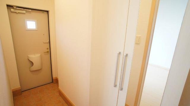 シンプルで使いやすい玄関です