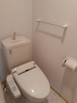 清潔感のあるトイレです