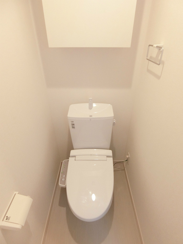 コンパクトで使いやすいトイレです