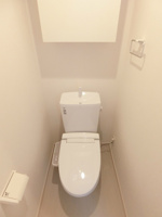 コンパクトで使いやすいトイレです