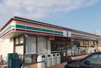 セブンイレブン上新田店まで230m