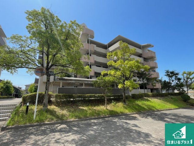 グリーンスクエア三田5号棟の外観|マンション外観写真！